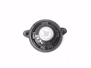 Mercedes Benz GLA-Class 156 (2013–2019) Speaker A2468200202 - 2