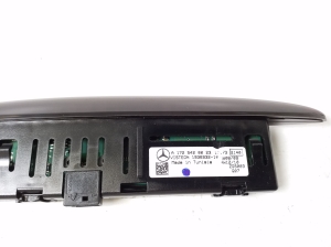 Mercedes Benz GLA-Class 156 (2013–2019) Parking system display A1725420023 - 2
