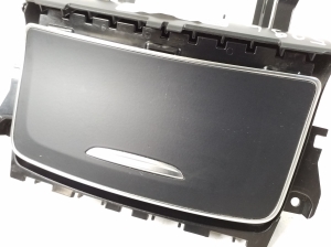 Mercedes Benz GLA-Class 156 (2013–2019) Autre pièce de la console centrale A1766809700 - 3