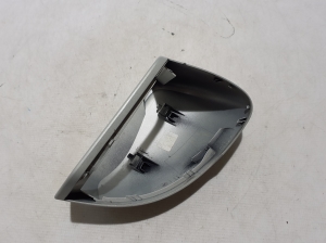 VOLVO V60 (2018–2026) Side mirror cover 39849787 - 4