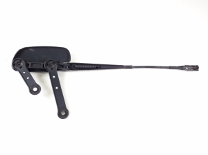 Mercedes Benz GLA-Class 156 (2013–2019) Windshield wiper arm A1768203700 - 3