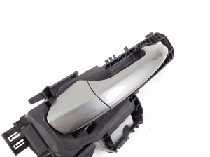 Mercedes Benz GLA-Class 156 (2013–2019) Rear side door exterior handle and its parts A2047600270 - 3