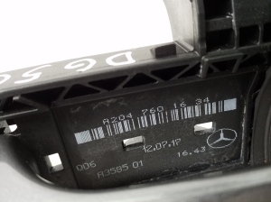 Mercedes Benz GLA-Class 156 (2013–2019) Rear side door exterior handle and its parts A2047600270 - 4