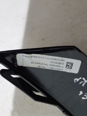 AUDI A3 8Y (2020–2026) Tagumise kaitseraua iluliist 8Y4807834A - 2