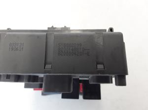 RENAULT Vel Satis (2002–2009) Drošinātāju kaste salonā 8200148810 - 2