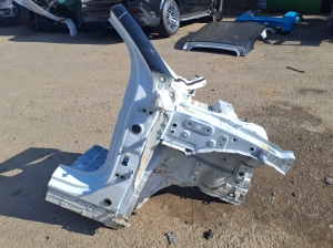 Front outrigger - 80008905