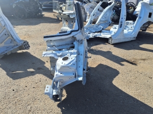 VOLVO EX30 I (2023–2026) Eesmine tugijalg 80008906 - 4