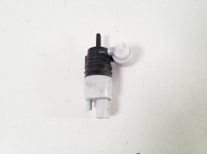 Esiklaasi pesuri pump - A2058660000