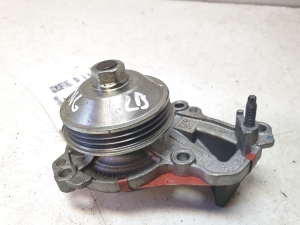Peugeot 3008 (2016–2026) Veepump 9846882380 - 3