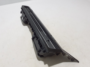 Volkswagen Touareg III (2018–2026) Dashboard air vent grilles 761858416 - 4