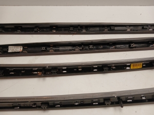 Mercedes Benz S-Class 221 (2005–2013) Esiukse muu osa A2217205122 - 9