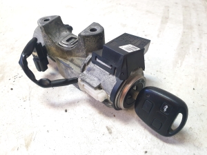 TOYOTA Avensis T25 (2003–2008) Ignition switch 8978305010 - 5
