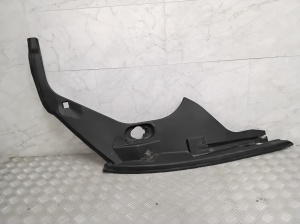   Verkleidung unter der Motorhaube  - LJ8BR16D671AG 
