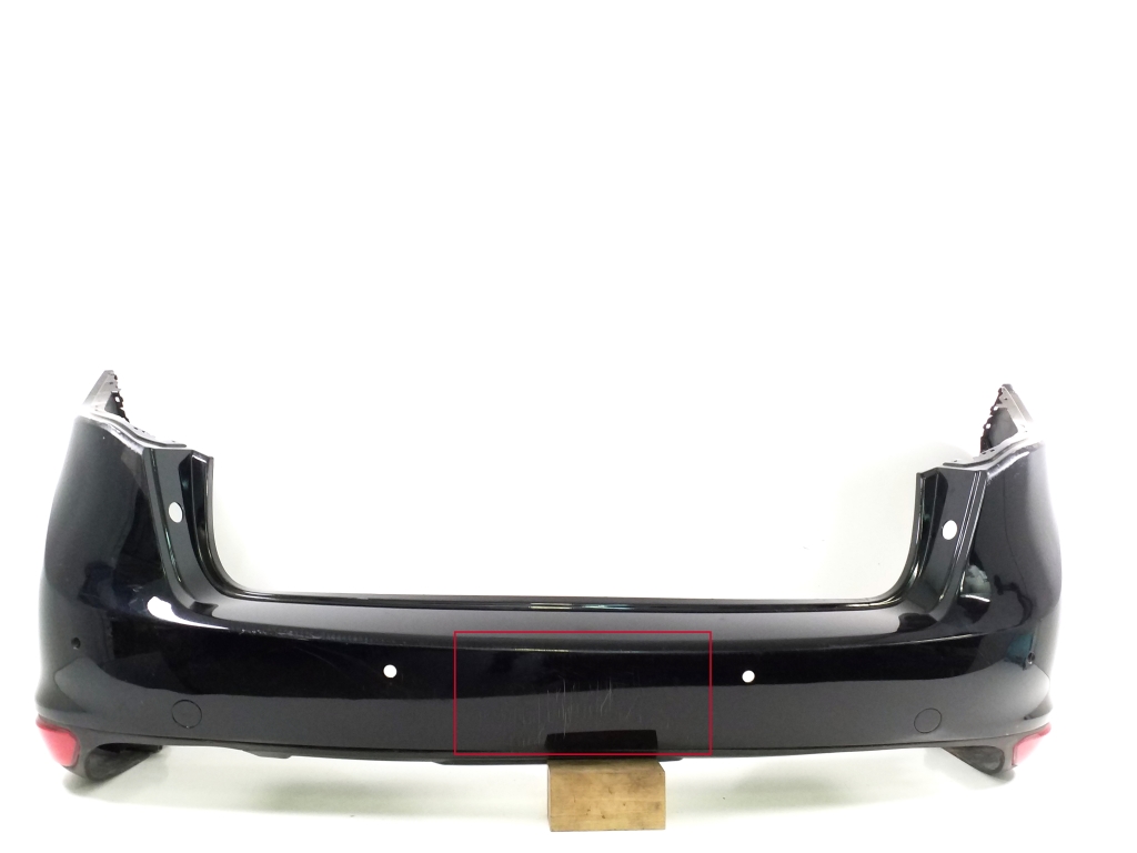 Porsche Cayenne (2010–2017) Heckstoßstange 7P5807421 Porsche Cayenne (2010–2017) Heckstoßstange 7P5807421