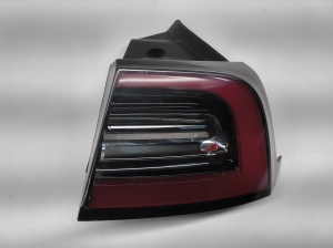Tesla Model Y Y (2020–2026) Eckleuchte hinten 150208700D - 5