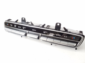 Mercedes Benz C-Class 205 (2014–2021) Heater control panel A2059054215 - 4