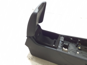 Volkswagen Touareg III (2018–2026) Center console 761863241 - 5