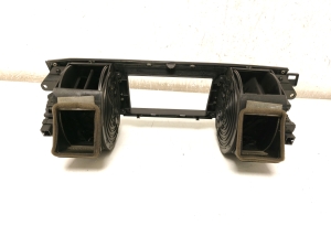 Jaguar XF (2008–2016) Dashboard air vent grilles CX2319K617BB - 9
