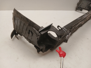 Mercedes Benz S-Class 221 (2005–2013) Kühlerhalter A2215040018 - 7