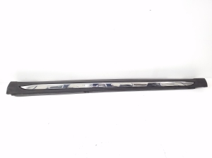   Exterior sill trim  - A1566980754 