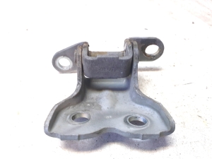 TOYOTA Avensis T25 (2003–2008) Front door lower hinge - 2