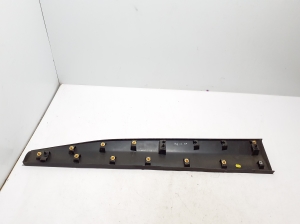 RENAULT Megane E-Tech CMF-EV (2022–2026) Front door molding 808208726R - 2