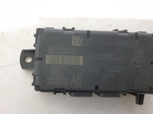 RENAULT Megane E-Tech CMF-EV (2022–2026) Control unit 283G05338R - 4