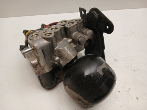 Mercedes Benz S-Class 221 (2005–2013) Õhkvedrustuse klapp A2213200258 - 4