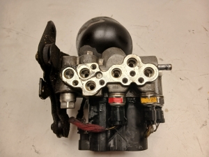 Mercedes Benz S-Class 221 (2005–2013) Õhkvedrustuse klapp A2213200258 - 5