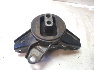 Hyundai Santa Fe (2012–2018) Engine mount 218342W000 - 2
