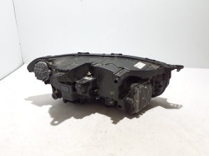 VOLVO XC90 (2015–2024) Headlight 31655709 - 8
