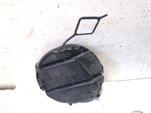 TOYOTA Yaris (2011–2020) Front bumper tow hook cover 531020D030 - 4