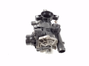 Mercedes Benz C-Class 205 (2014–2021) Termostaat A2642001501 - 2