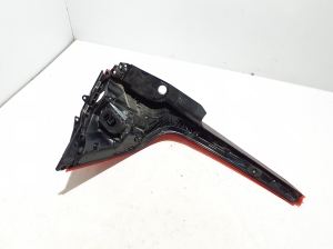 VOLVO XC60 (2017–2026) Eckleuchte hinten 31689689 - 4