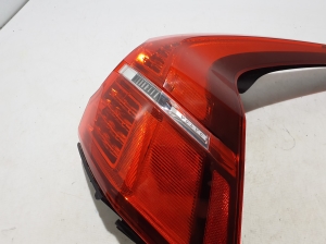 VOLVO XC60 (2017–2026) Tagumine nurgatuli 32228915 - 3