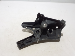 VOLVO XC60 (2017–2026) Halter Kotflügel vorne 32288928 - 3