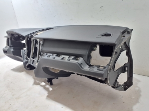 VOLVO XC60 (2017–2026) Salona panelis (torpēda) 31417722 - 6