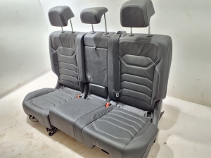 Volkswagen Touareg III (2018–2026) Rear seat and its components - 3