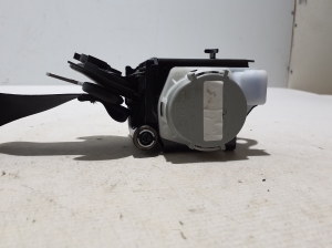   Aizmugurējā drošības josta  - 760857805F 