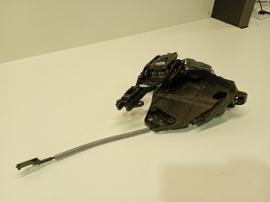 VOLVO V40 (2012–2019) Front door lock 31440391 - 4