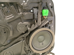 VOLVO V40 (2012–2019) Priekšējo durvju logu pacēlājs un tā daļas 3396349 - 5