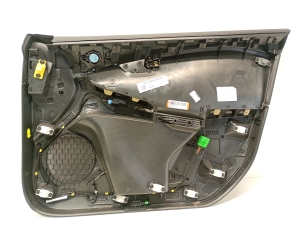 VOLVO V40 (2012–2019) Front door panel 1319932 - 6