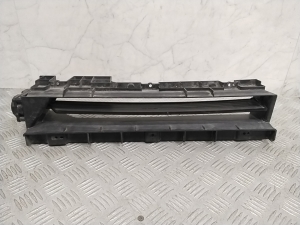 Radiator air deflector - 86990NI000