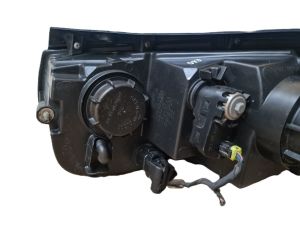 Hyundai Santa Fe (2006–2012) Esituli 921022BXXX - 5