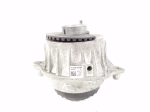 Mercedes Benz C-Class 205 (2014–2021) Mootoripadi A2052407600 - 3