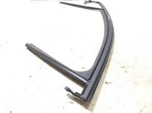 RENAULT Captur (2019–2026) Esiukse tihenduskumm 803314214R - 3