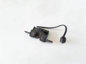 RENAULT Megane III (2008–2016) Kapoti lukk 656010010R - 3