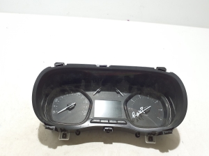 Combiné d’instruments - 9831168780
