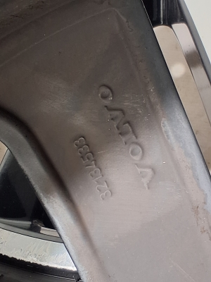 VOLVO XC60 (2017–2026) Disku komplekts - 2