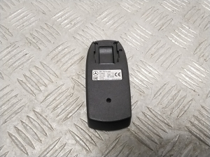 Mercedes Benz E-Class W211 (2002–2009) Bluetooth control module B67876168 - 2